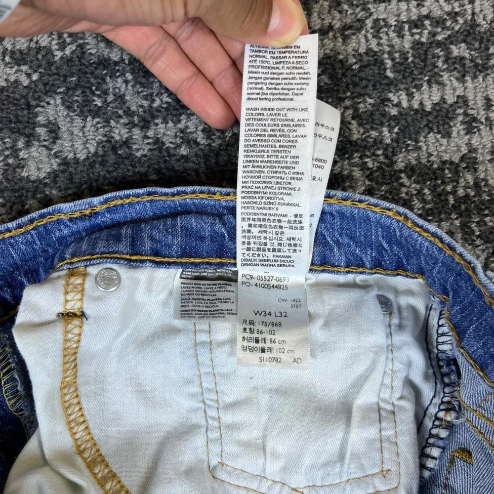 Levis levi 527